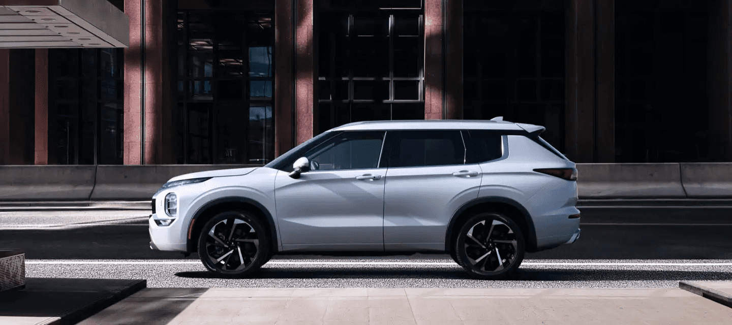 2022 Mitsubishi Outlander for Sale near La Grange, IL