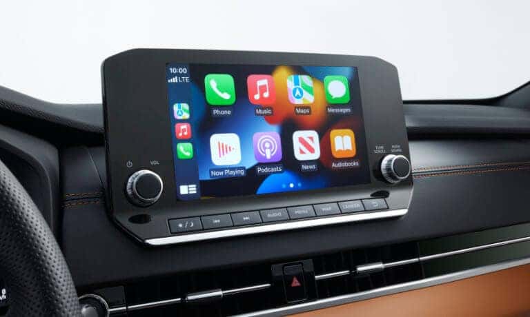 2023 Mitsubishi Outlander PHEV infotainment system