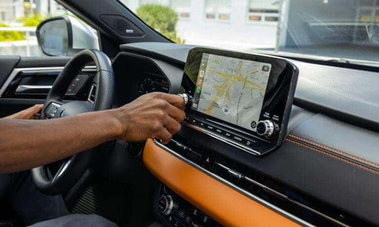 2024 Mitsubishi Outlander infotainment system