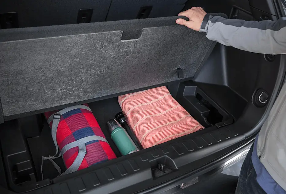 2018 Chevy Equinox cargo storage