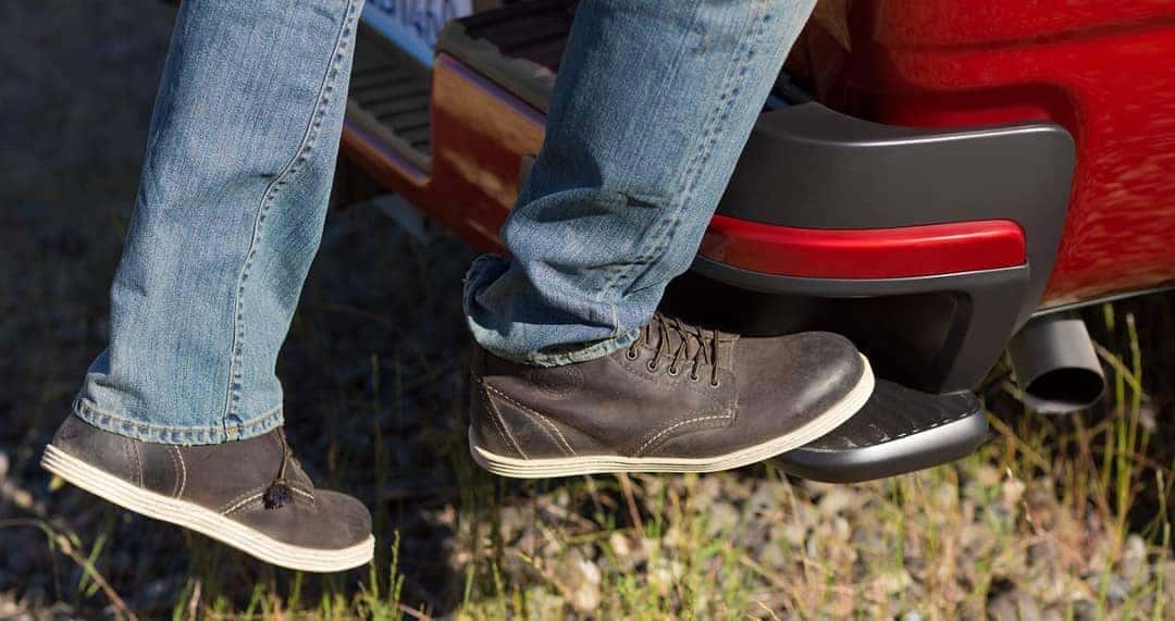 2019 colorado bumper step