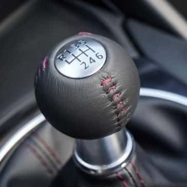 2017 Mazda MX-5 Miata gear shift