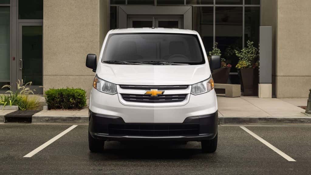 difference between gmc savana and chevy express