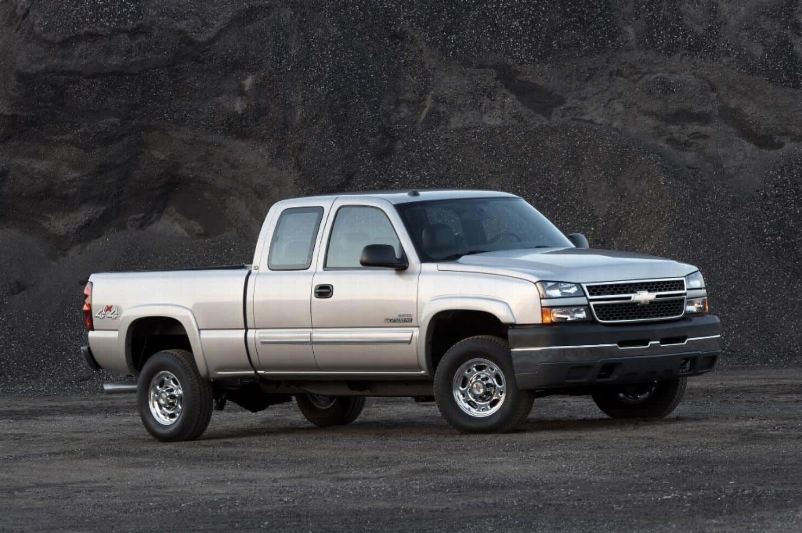 Best Trucks Under $8,000: The 2007 Chevy Silverado 1500 | DePaula Chevrolet