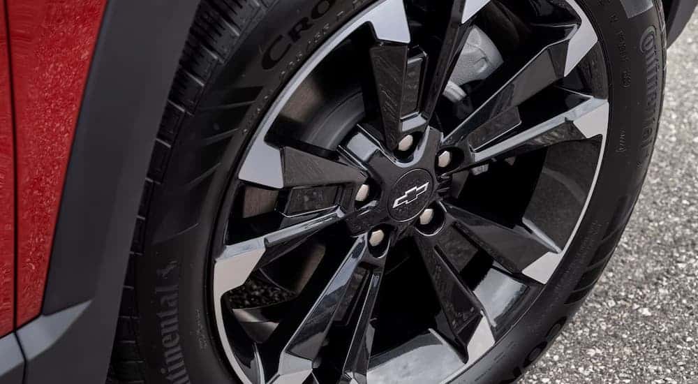Black rim and tire on a 2026 Chevy Equinox