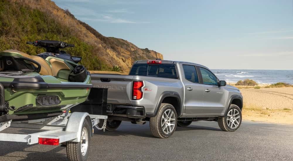 A silver 2025 Chevy Colorado Z71 from the rear.