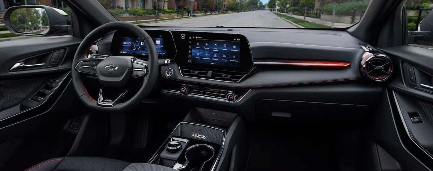The black dash in a 2025 Chevy Equinox RS.