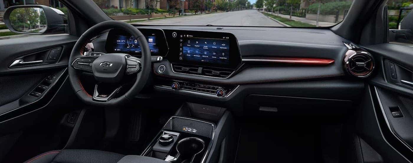 The black dash in a 2025 Chevy Equinox.