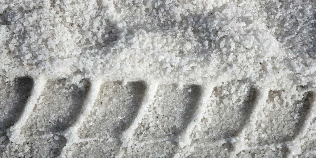 Do you carry salt or kitty litter in your trunk? January 25, 2016 Don Ayres Honda