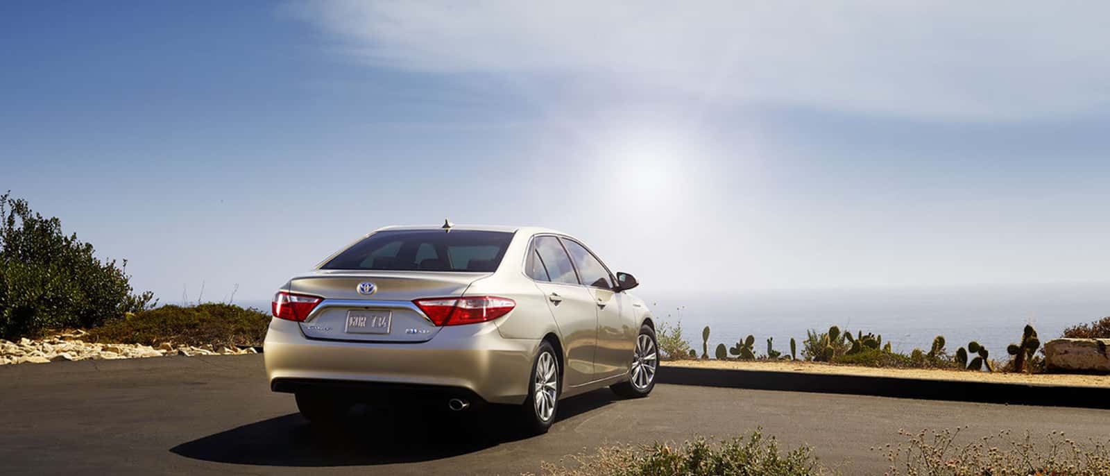 2016 Toyota Camry Hybrid Rear