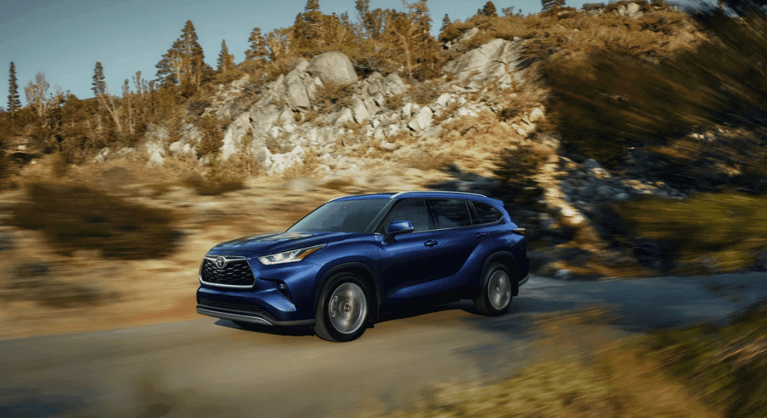 2026 Toyota Highlander Class III hitch receiver and tow package
