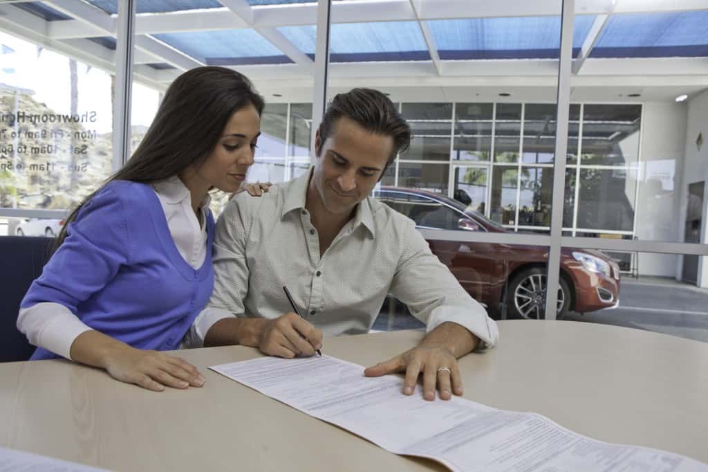 Denver couple applying for Honda vehicle financing