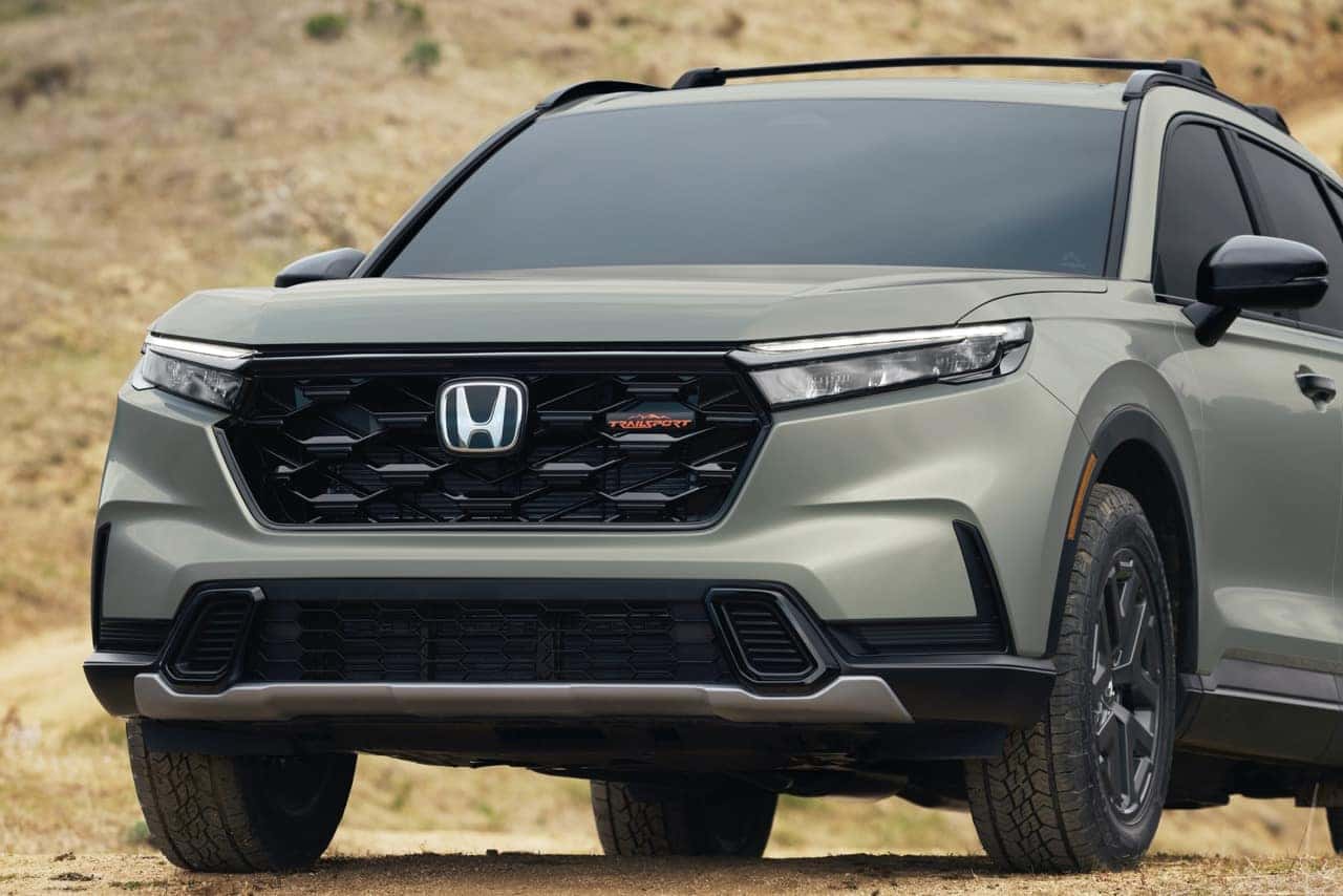 2026 Honda CR-V Hybrid closeup of front end