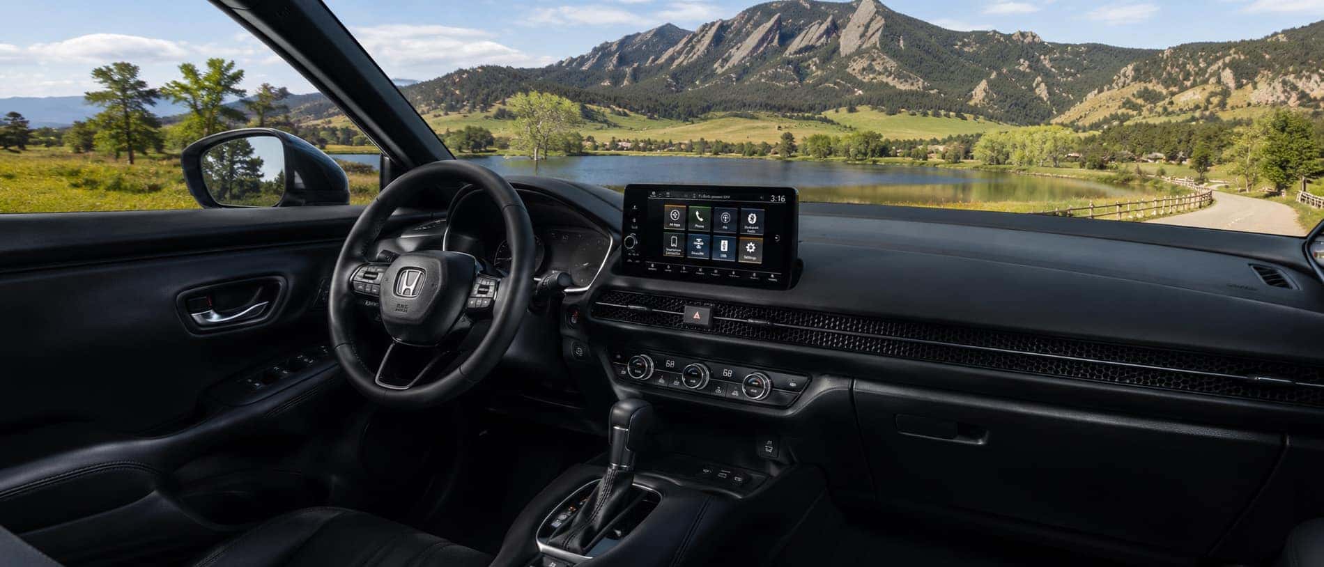 2027 Honda HR-V interior technology and comfort features for daily Colorado driving.