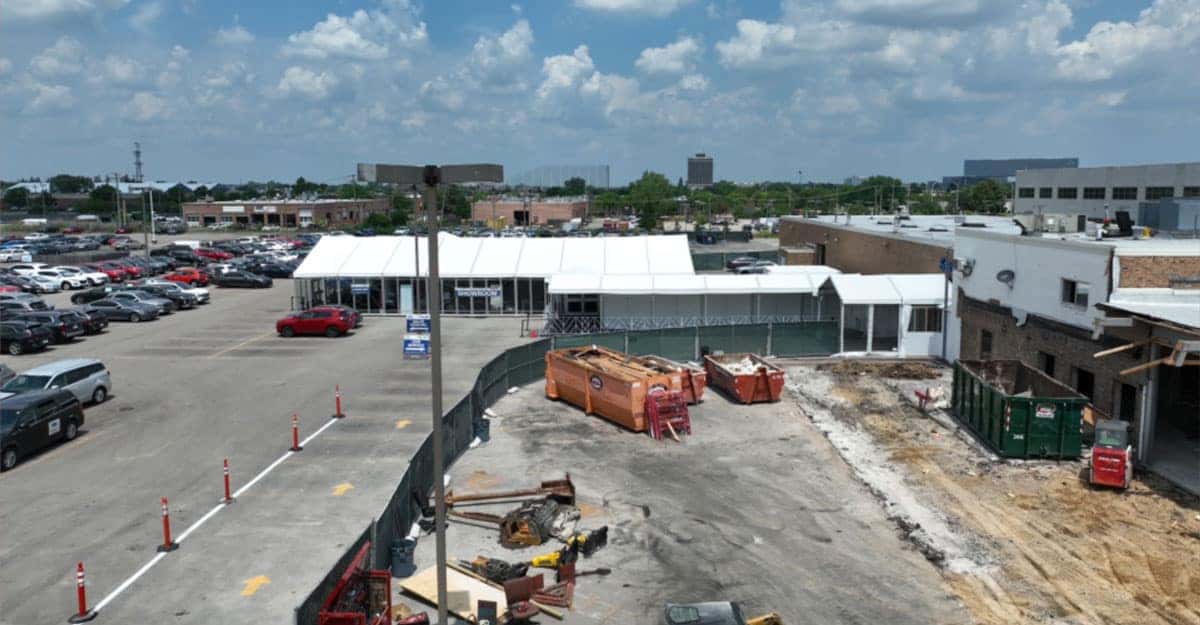 is schaumburg airport open july 4th