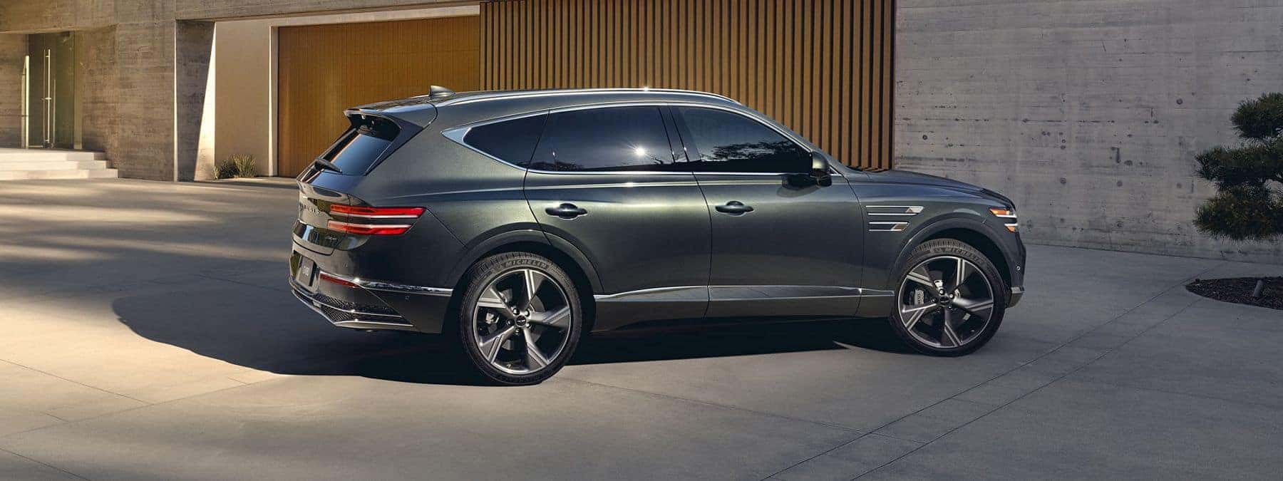 2026 Genesis  GV80 Hero Image