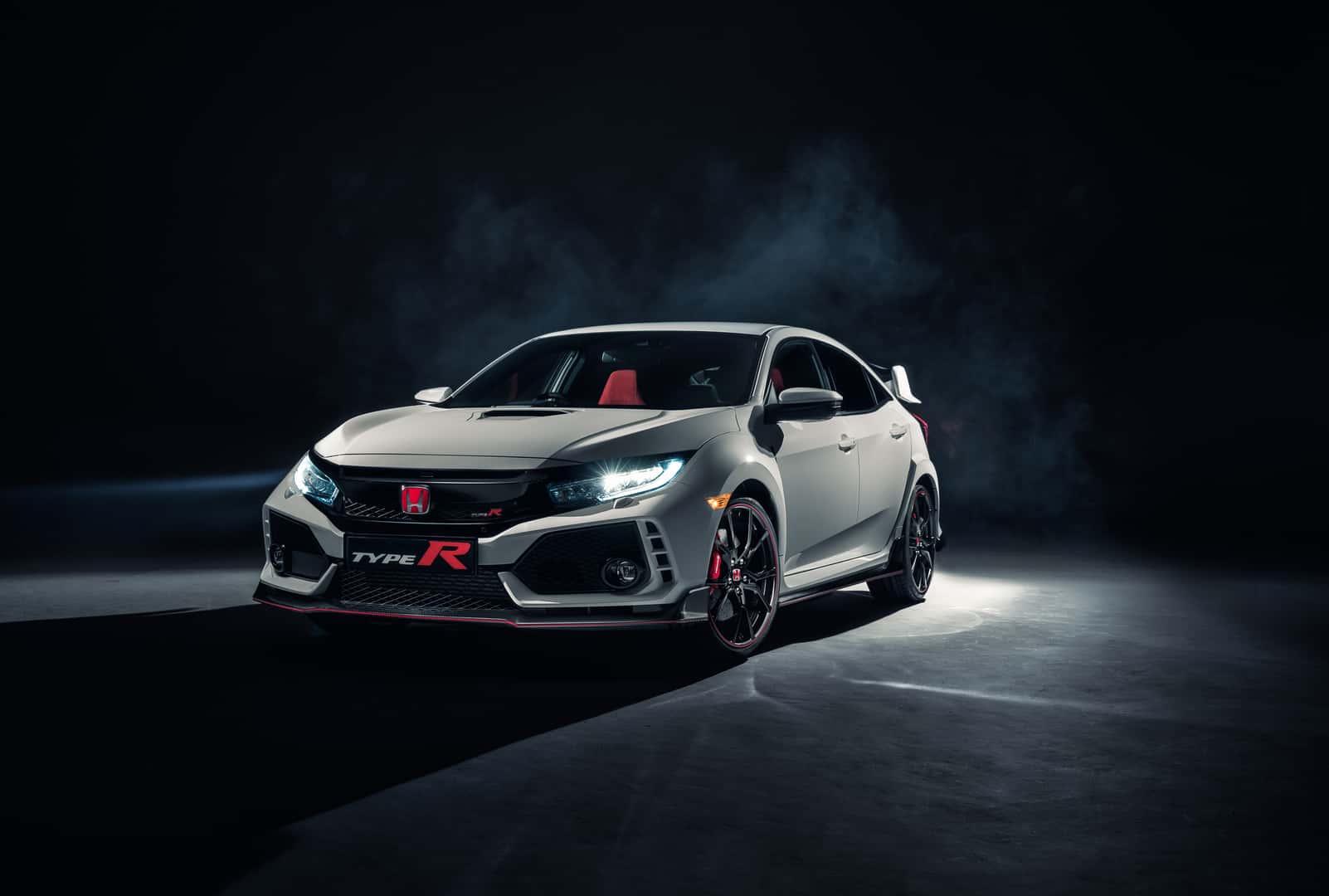 02___2017_Civic_Type_R__Europe