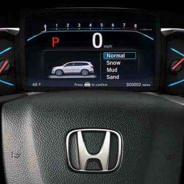 2019 Honda Pilot steering wheel detail