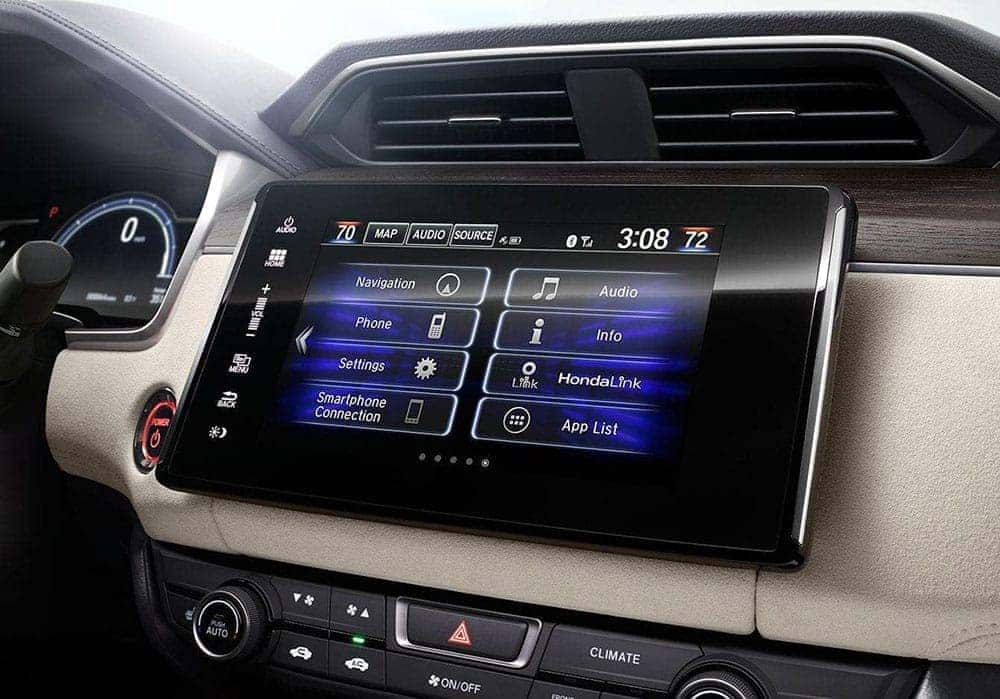 2019-Honda-Clarity-display-audio-touch-screen