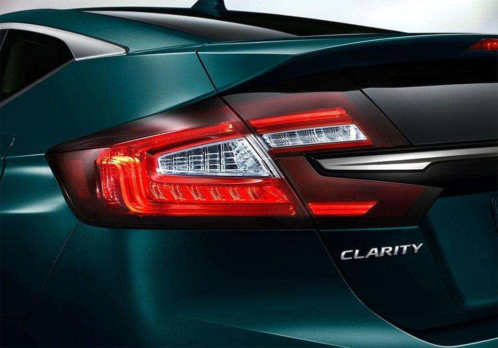 2019-Honda-Clarity-in-display-audio-touch-screen_0001_2019-Honda-Clarity-phev-rear-led-taillights