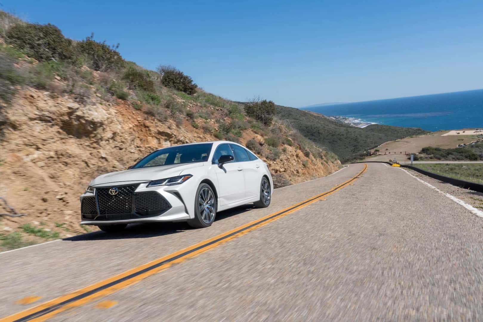 what different tire options are available at Lancaster Toyota | 2020 avalon driving on concrete road