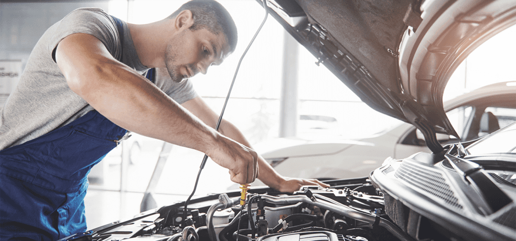 What are the Top 5 Maintenance Warning Signs? | Lancaster Toyota