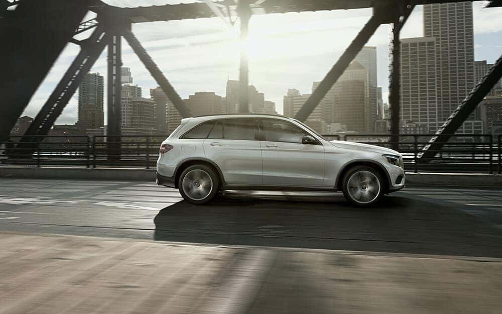 2018 Mercedes-Benz GLC 300 Exterior Driving