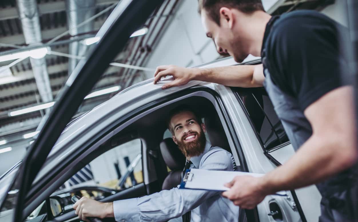Can Drivers Near Walnut Creek, CA, Book Express Mercedes-Benz Repair?