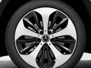 2025 GLA 250 Mercedes tire