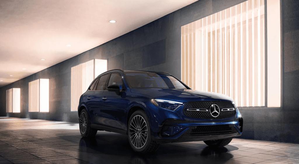 2024 MercedesBenz GLC St. Charles Car Dealerships