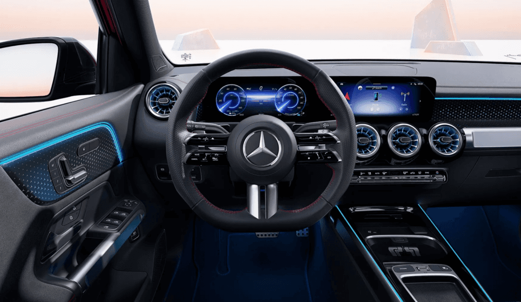 2025 Mercedes-Benz EQB SUV Cockpit