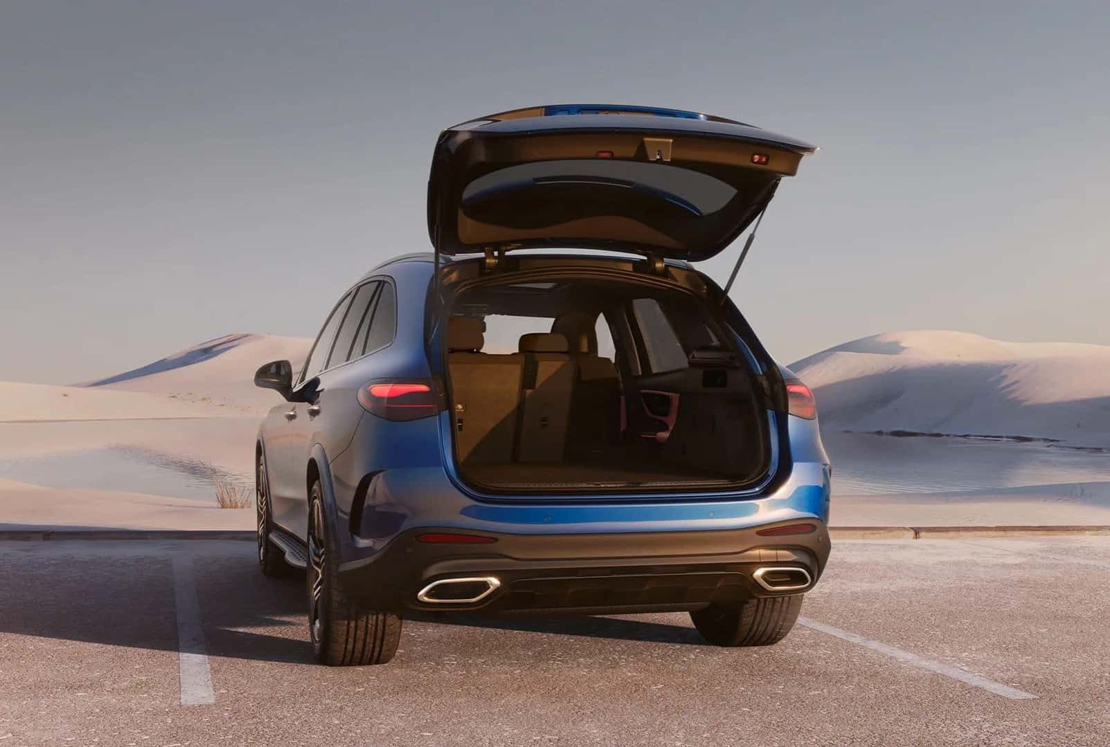 2026 Mercedes-Benz GLC 300 SUV cargo space
