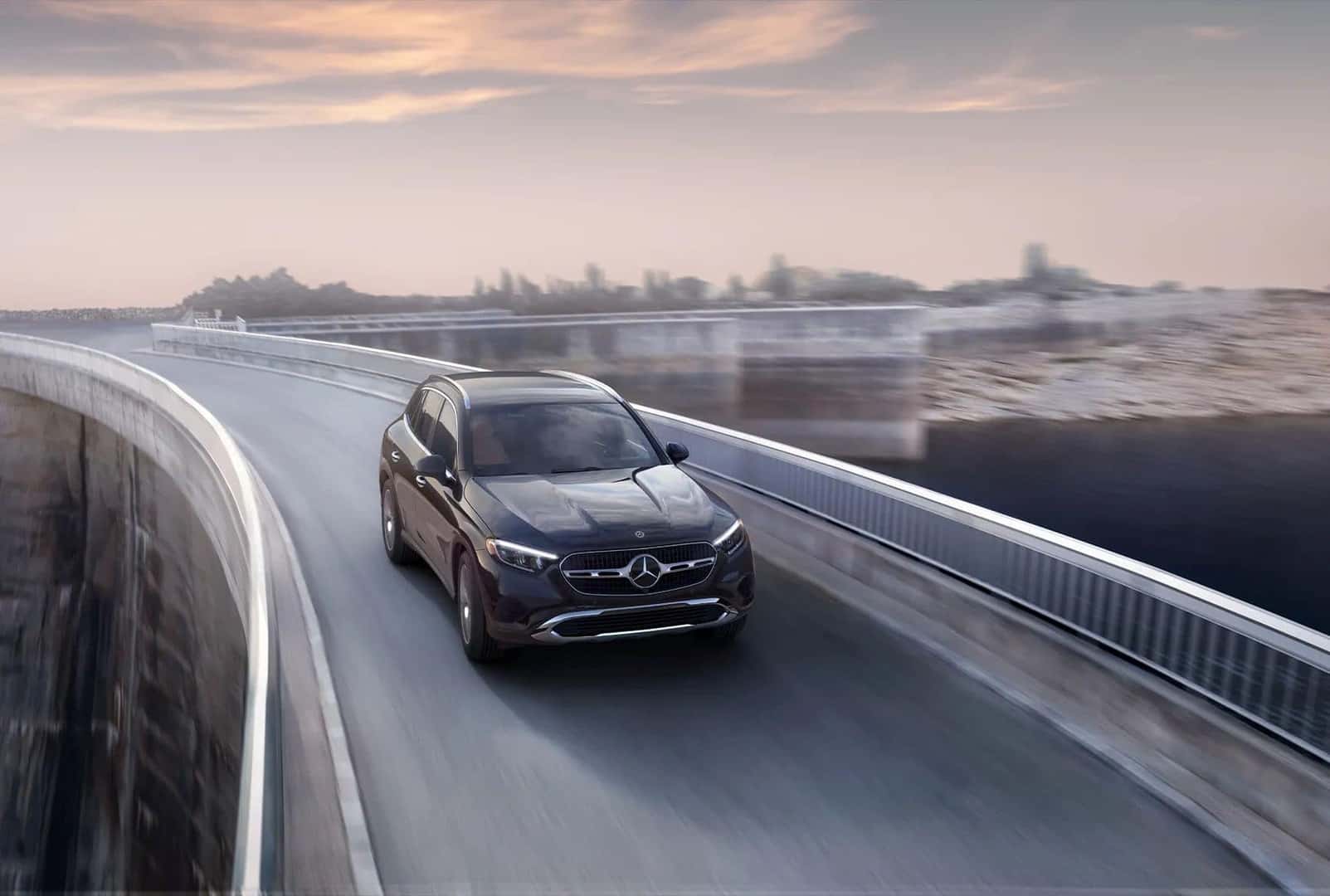 2026 Mercedes-Benz GLC 300 SUV exterior design