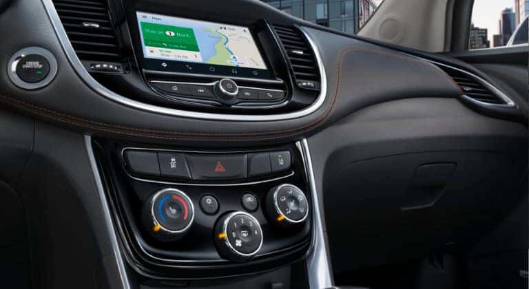 19ChevyTrax_CloseUpOfDashboardButtons_5x3