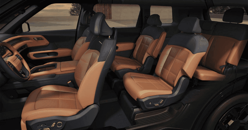 The-Best-8-Passenger-SUVs---Kia-Telluride---interior-view