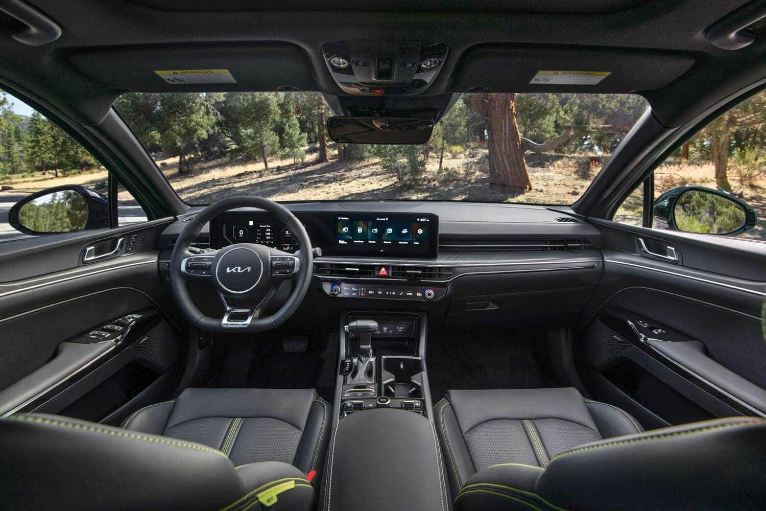 2025 KIA K5 interior