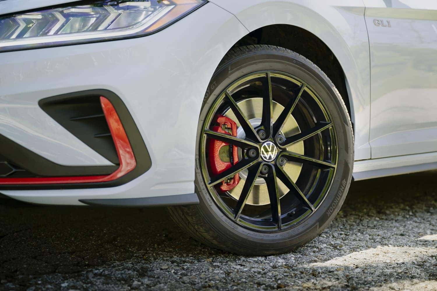 Gray Volkswagen Jetta GLI Sedan Tire