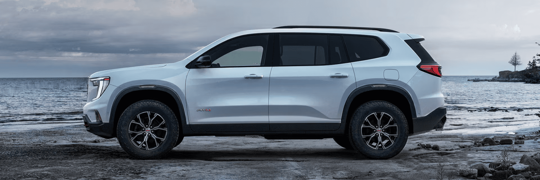 2026 White Exterior Acadia